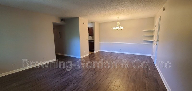 Two Bedroom in South Nashville Available Immediately! property image