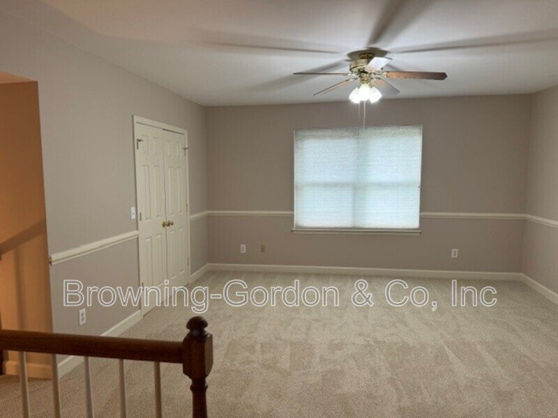 Fantastic 3 bedroom located in River Plantation in the Bellevue area! property image