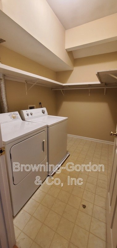 Two Bedroom with Garage and Storage at Montview Condos! property image