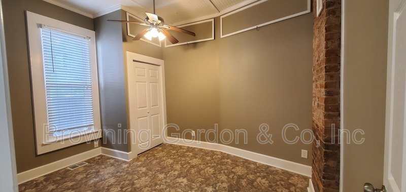 Charming Two Bedroom Cottage in the Cleveland Park Neighborhood of East Nashville. property image