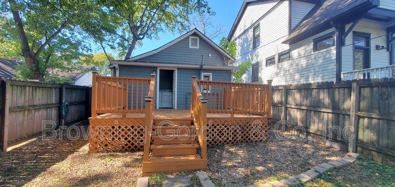 Charming Two Bedroom Cottage in the Cleveland Park Neighborhood of East Nashville. property image