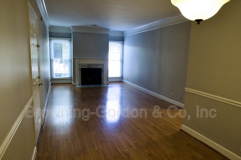 Open property image