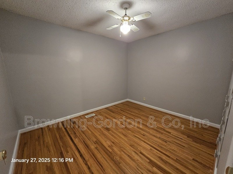 Two Bedroom with Office Space in the Crieve Hall Neighborhood. property image