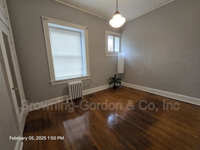 One Bedroom on Belmont Blvd!  Available for immediate move in. property image